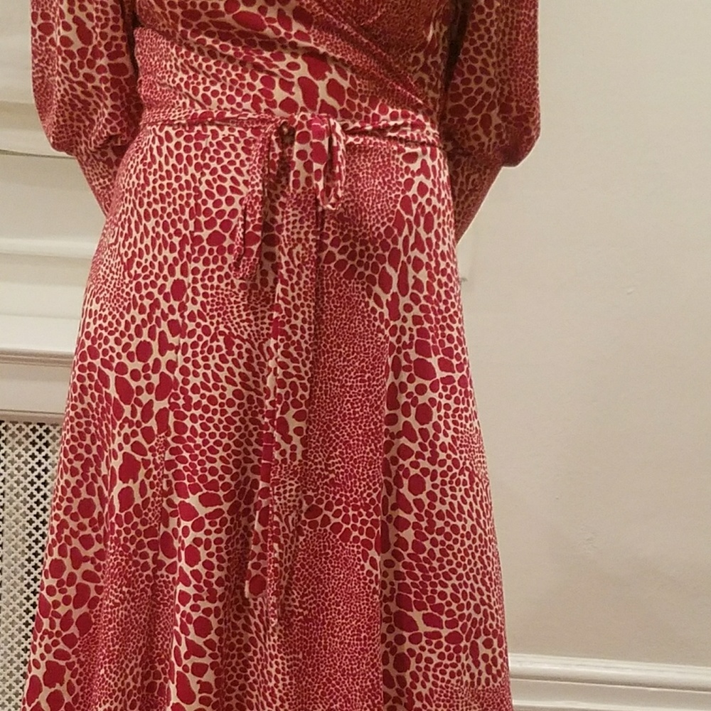 Nwt Flattering Wrap Around In Soft Knit L - image 6